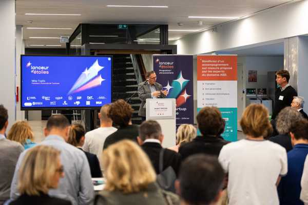 Photo lors du bilan presse