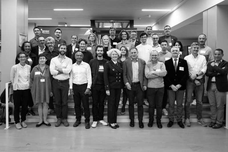 - file://QRVhNckWmdVYmSNO